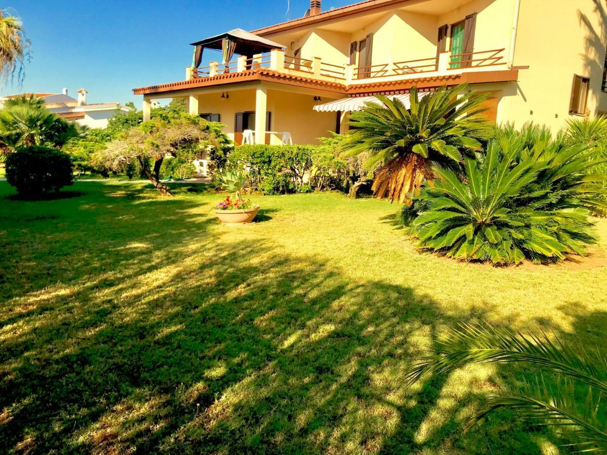 Villa Ro Porto Columbu - Perd'E Sali Exterior photo